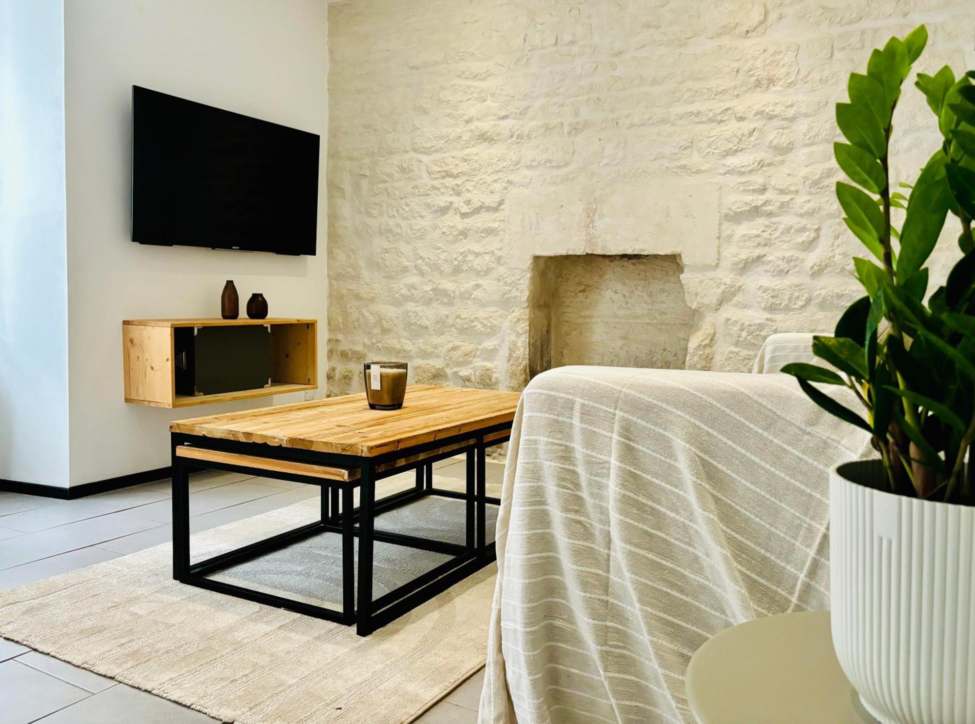 La Maison Du Parc, Charme Et Tranquillite Niort Dış mekan fotoğraf