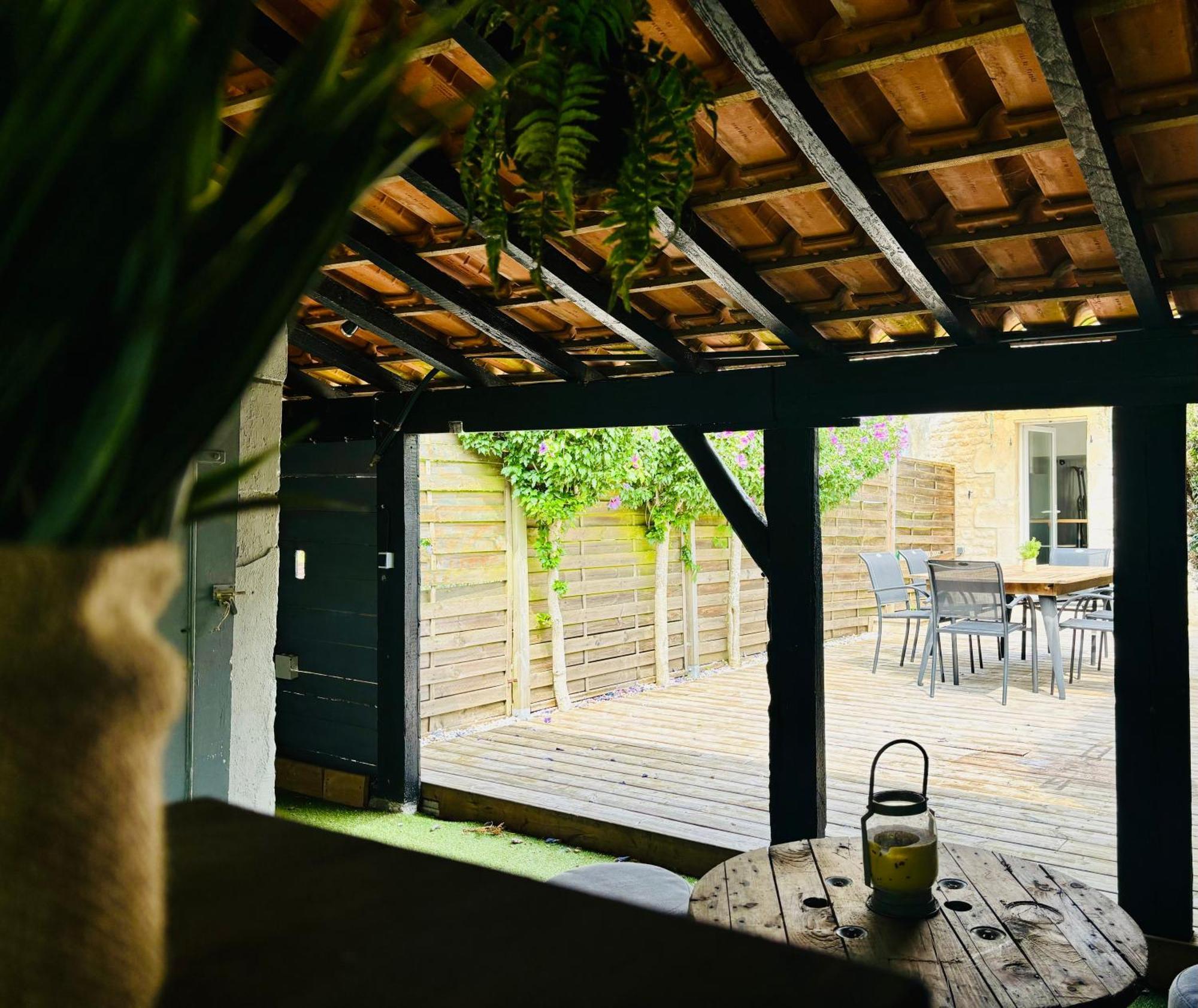 La Maison Du Parc, Charme Et Tranquillite Niort Dış mekan fotoğraf